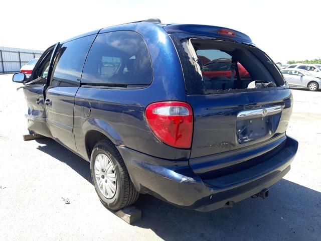 Photo 3 from auction – 2005 CHRYSLER TOWN & COU with VIN 2C4GP44R15R537998