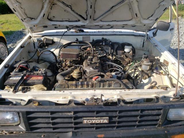 Photo 7 from auction – 1985 TOYOTA PICKUP 1/2 with VIN JT4RN55R0F0114604