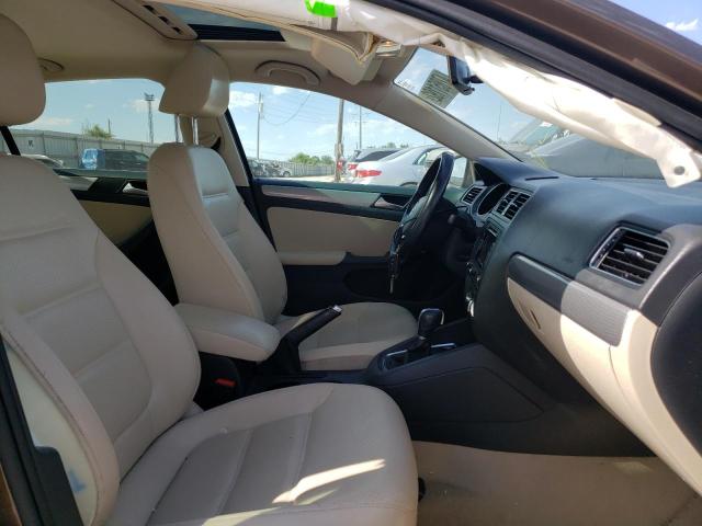 Photo 5 from auction – 2015 VOLKSWAGEN JETTA SE with VIN 3VWD17AJ2FM201559