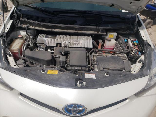 Photo 7 from auction – 2015 TOYOTA PRIUS V with VIN JTDZN3EU0FJ019706