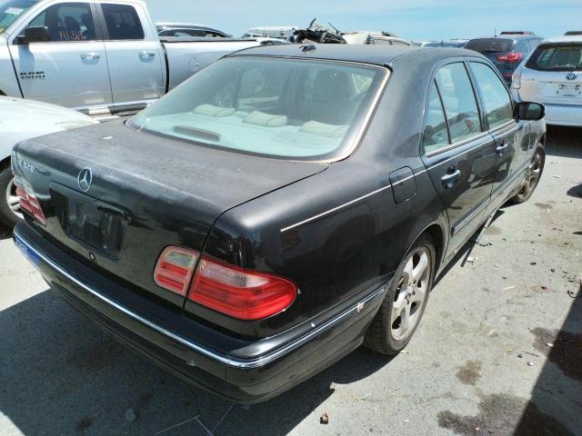 Photo 4 from auction – 2002 MERCEDES-BENZ E 320 with VIN WDBJF65J52B495373