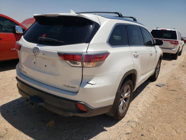 Photo 4 from auction – 2015 TOYOTA HIGHLANDER with VIN 5TDJKRFHXFS141115
