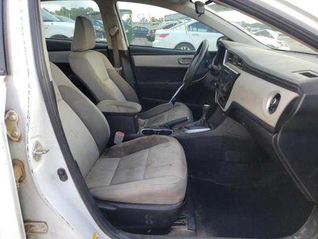 Photo 5 from auction – 2017 TOYOTA COROLLA L with VIN 5YFBURHEXHP588296