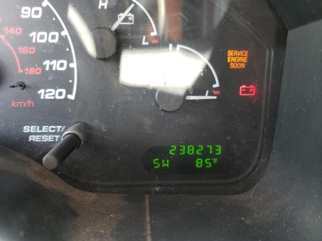 Photo 8 from auction – 2002 FORD EXPLORER X with VIN 1FMZU73E12UB28721