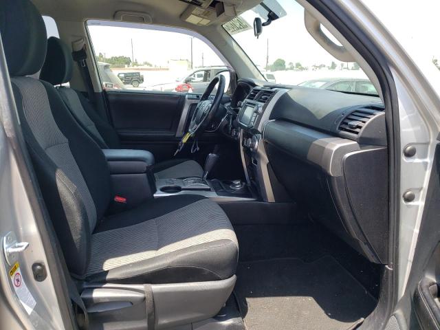 Photo 5 from auction – 2015 TOYOTA 4RUNNER SR with VIN JTEBU5JR7F5262869