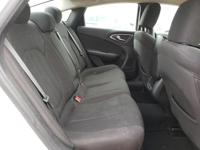 Photo 6 from auction – 2016 CHRYSLER 200 LIMITE with VIN 1C3CCCAB7GN101771