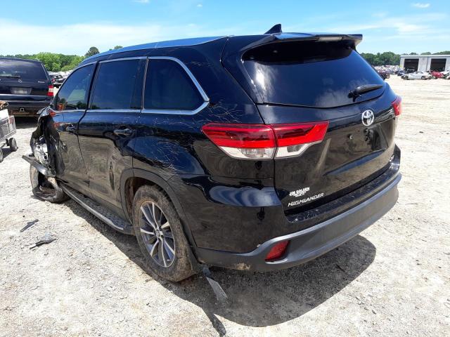 Photo 3 from auction – 2019 TOYOTA HIGHLANDER with VIN 5TDKZRFH8KS550823