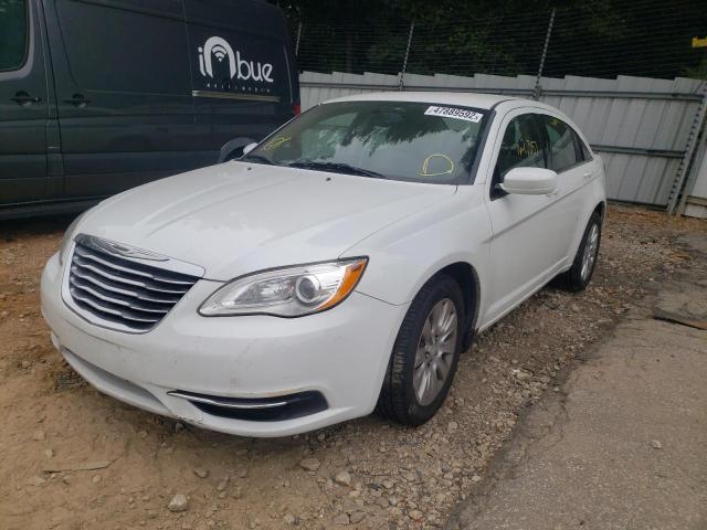 Foto 2 de la subasta – 2014 CHRYSLER 200 LX con VIN 1C3CCBAGXEN101511