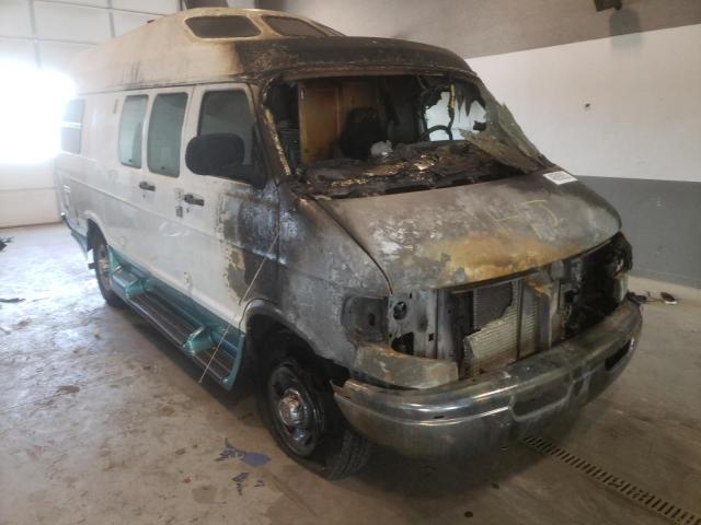 DODGE RAM VAN B3 2000 with VIN 2B6KB31Y6YK175439 - Photo from auction