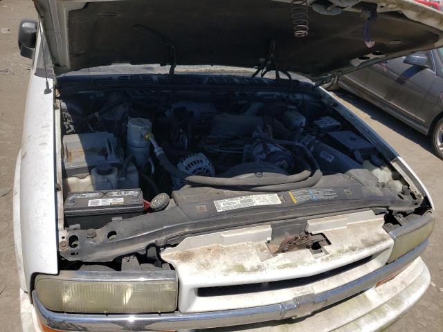 Photo 7 from auction – 2003 CHEVROLET BLAZER with VIN 1GNDT13X33K162681