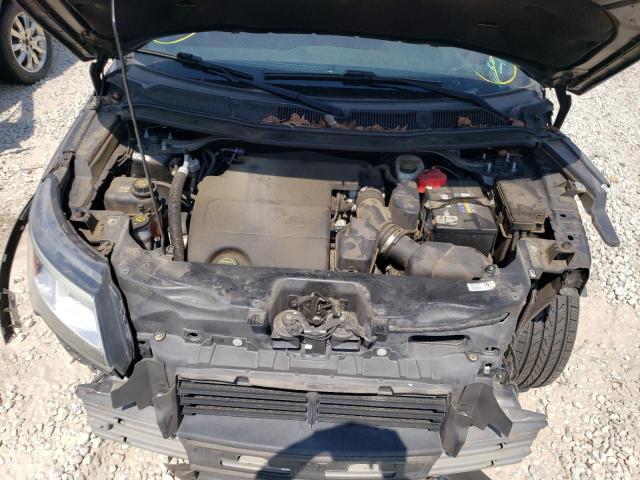 Photo 7 from auction – 2017 FORD EXPLORER L with VIN 1FM5K7F89HGA02995
