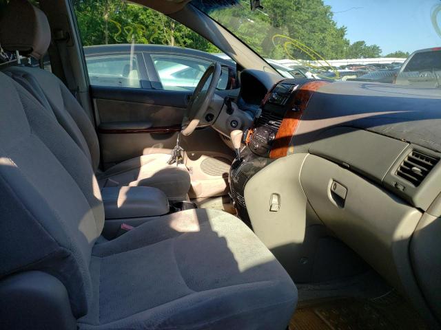 Photo 5 from auction – 2004 TOYOTA SIENNA with VIN 5TDZA22C34S214491