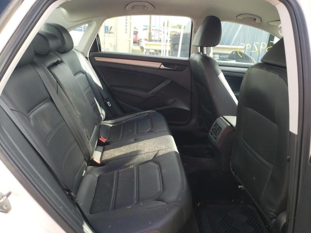 Photo 6 from auction – 2015 VOLKSWAGEN PASSAT SE with VIN 1VWBT7A33FC050736