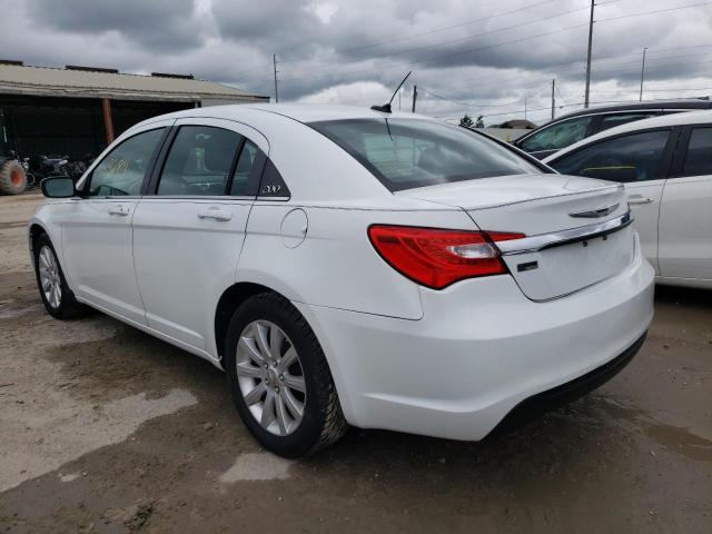 Photo 3 from auction – 2013 CHRYSLER 200 TOURIN with VIN 1C3CCBBG3DN556374