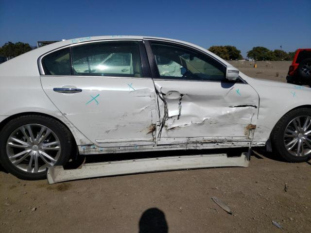 Photo 9 from auction – 2012 HYUNDAI GENESIS 3. with VIN KMHGC4DD9CU207702