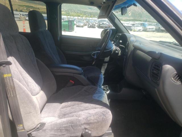 Photo 5 from auction – 2001 GMC SONOMA with VIN 1GTDT13W51K190754