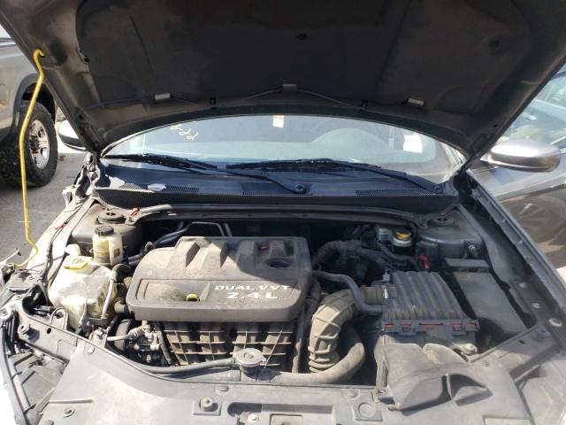 Photo 7 from auction – 2013 CHRYSLER 200 TOURIN with VIN 1C3CCBBB0DN695981