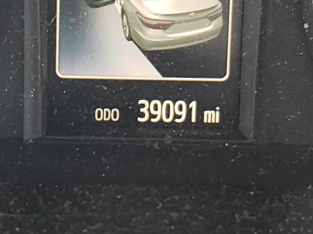 Photo 8 from auction – 2017 TOYOTA CAMRY SE with VIN 4T1BF1FK6HU721977