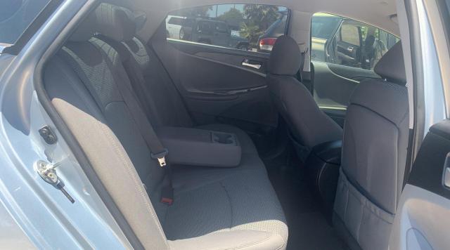 Photo 6 from auction – 2012 HYUNDAI SONATA GLS with VIN 5NPEB4AC1CH365004