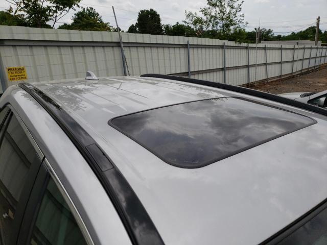Photo 9 from auction – 2019 TOYOTA RAV4 XLE with VIN 2T3P1RFV4KC045400