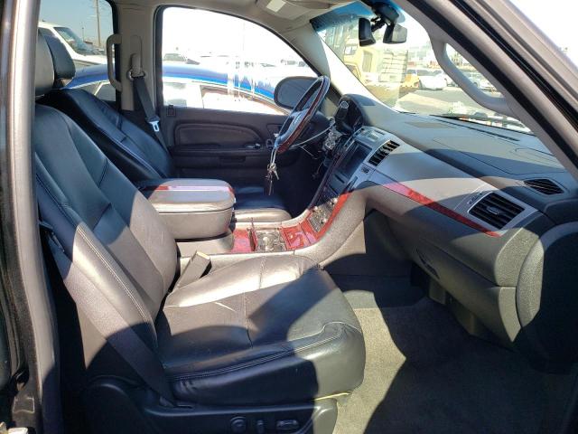 Photo 5 from auction – 2009 CADILLAC ESCALADE L with VIN 1GYFC232X9R220839