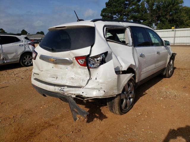 Photo 4 from auction – 2017 CHEVROLET TRAVERSE L with VIN 1GNKRGKD2HJ133458