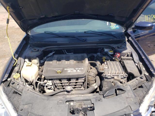Photo 7 from auction – 2013 CHRYSLER 200 LX with VIN 1C3CCBABXDN670751