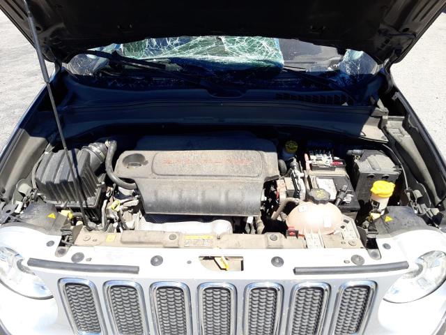 Photo 7 from auction – 2017 JEEP RENEGADE L with VIN ZACCJBDB0HPG53189