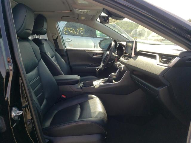 Photo 5 from auction – 2019 TOYOTA RAV4 LIMIT with VIN 2T3DWRFV6KW010716