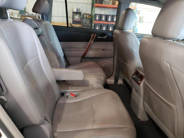 Photo 6 from auction – 2011 TOYOTA HIGHLANDER with VIN 5TDDK3EH2BS068635