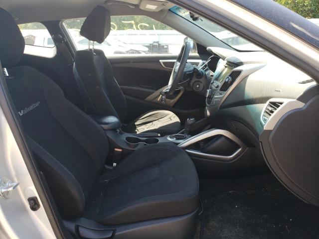 Photo 5 from auction – 2014 HYUNDAI VELOSTER with VIN KMHTC6AD0EU185994