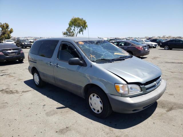 TOYOTA SIENNA CE 2000 with VIN 4T3ZF19C4YU285849 - Photo from auction