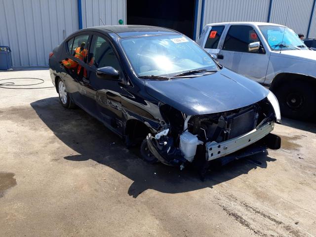 NISSAN VERSA S 2018 with VIN 3N1CN7AP8JL829358 - Photo from auction