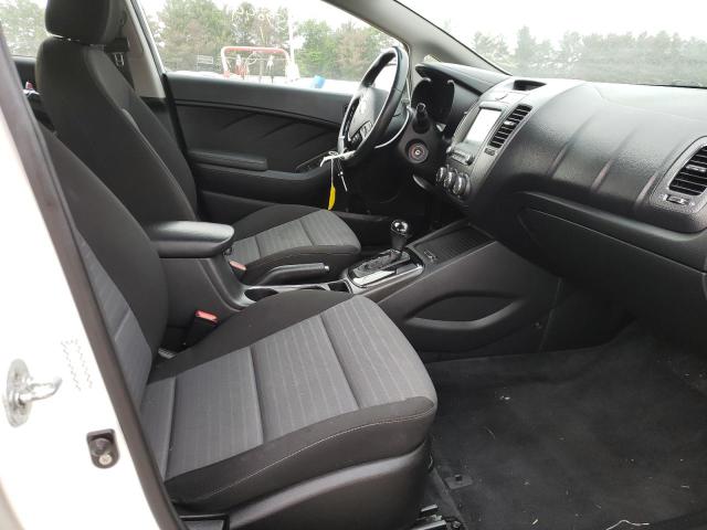 Photo 5 from auction – 2017 KIA FORTE LX with VIN 3KPFL4A72HE009841