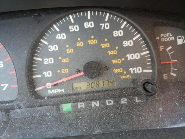 Photo 8 from auction – 2000 TOYOTA 4RUNNER SR with VIN JT3GN86R1Y0154379
