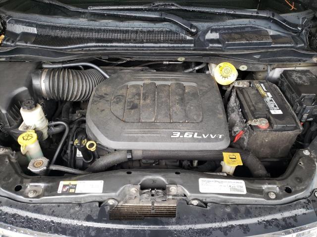 Photo 7 from auction – 2015 CHRYSLER TOWN & COU with VIN 2C4RC1BG1FR554144