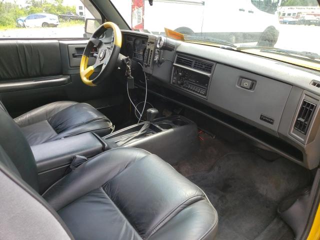 Photo 5 from auction – 1992 GMC TYPHOON with VIN 1GDCT18Z4N0812191
