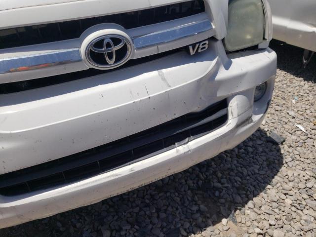 Photo 10 from auction – 2005 TOYOTA SEQUIOA with VIN 5TDBT44A45S249240