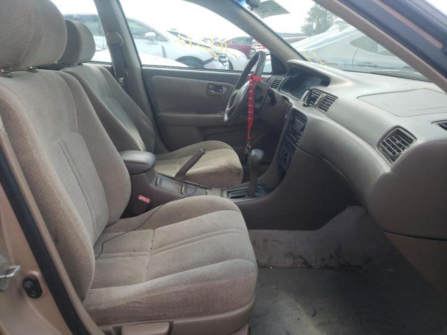 Photo 5 from auction – 2000 TOYOTA CAMRY CE with VIN 4T1BG22K4YU758017