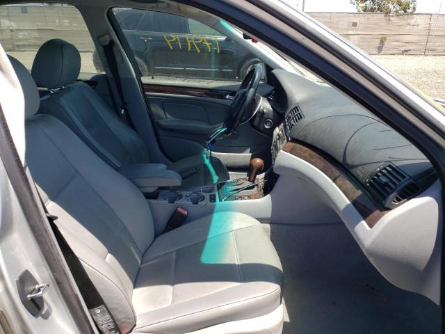 Photo 5 from auction – 2003 BMW 325 I with VIN WBAEV334X3KL86472