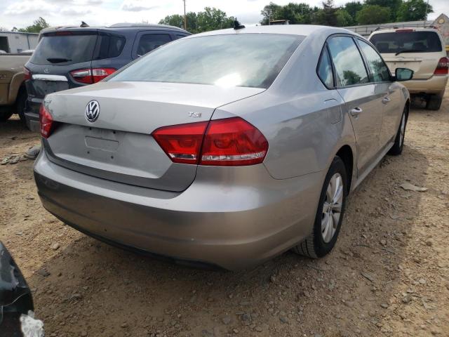 Photo 4 from auction – 2014 VOLKSWAGEN PASSAT S with VIN 1VWAT7A37EC066237