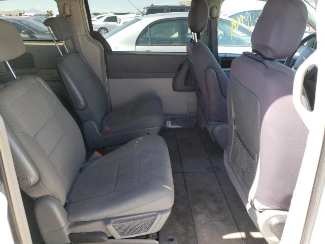 Photo 6 from auction – 2010 CHRYSLER TOWN & COU with VIN 2A4RR5D16AR329140