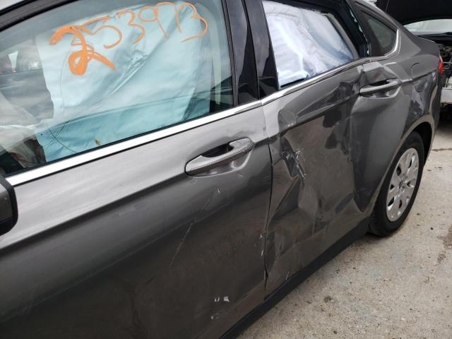 Photo 9 from auction – 2013 FORD FUSION S with VIN 3FA6P0G77DR372388