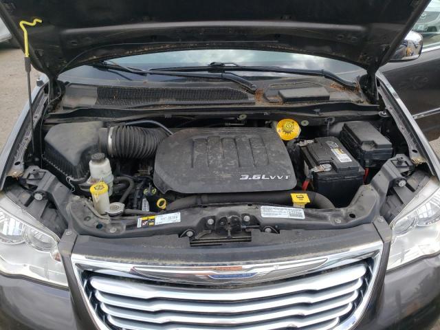 Photo 7 from auction – 2015 CHRYSLER TOWN & COU with VIN 2C4RC1CG3FR574104