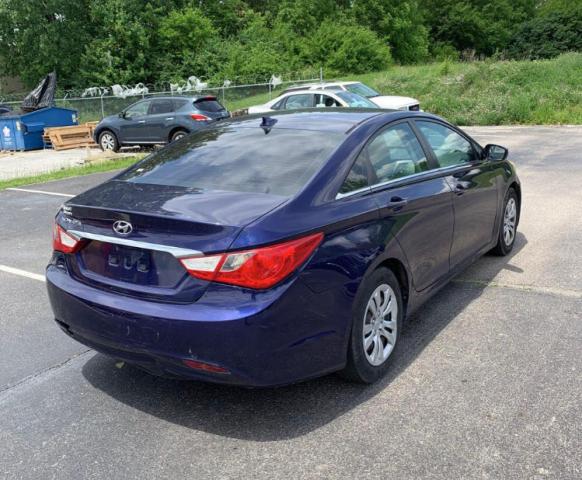 Photo 4 from auction – 2012 HYUNDAI SONATA GLS with VIN 5NPEB4AC6CH337490