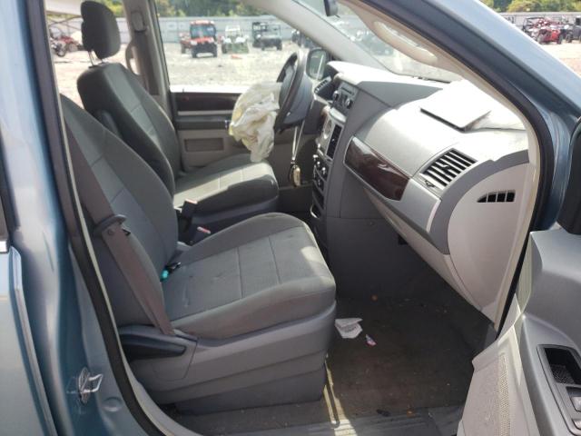Photo 5 from auction – 2010 CHRYSLER TOWN & COU with VIN 2A4RR5D10AR278329