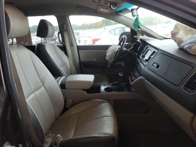 Photo 5 from auction – 2017 KIA SEDONA LX with VIN KNDMB5C11H6292845