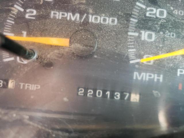 Photo 8 from auction – 1998 GMC SIERRA C15 with VIN 2GTEC19R0W1510236