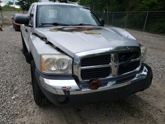 Photo 9 from auction – 2005 DODGE DAKOTA SLT with VIN 1D7HW42N65S252323