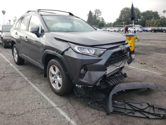 TOYOTA RAV4 XLE 2021 with VIN 2T3W1RFVXMC152658 - Photo from auction